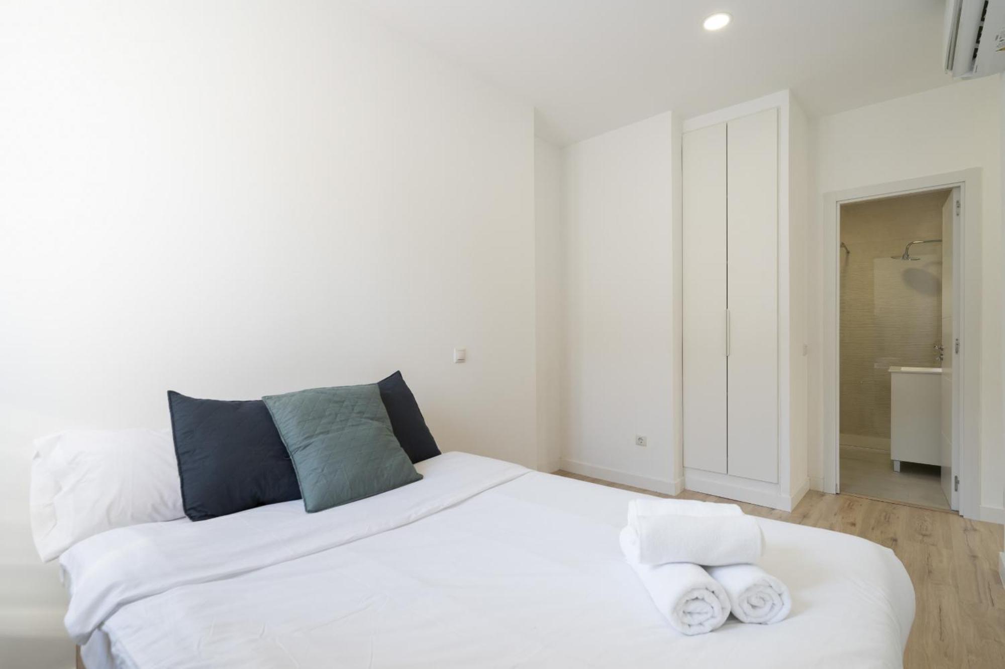 Apartamentos En La Avda De La Albufera Alquiler Temporal Madrid Dış mekan fotoğraf